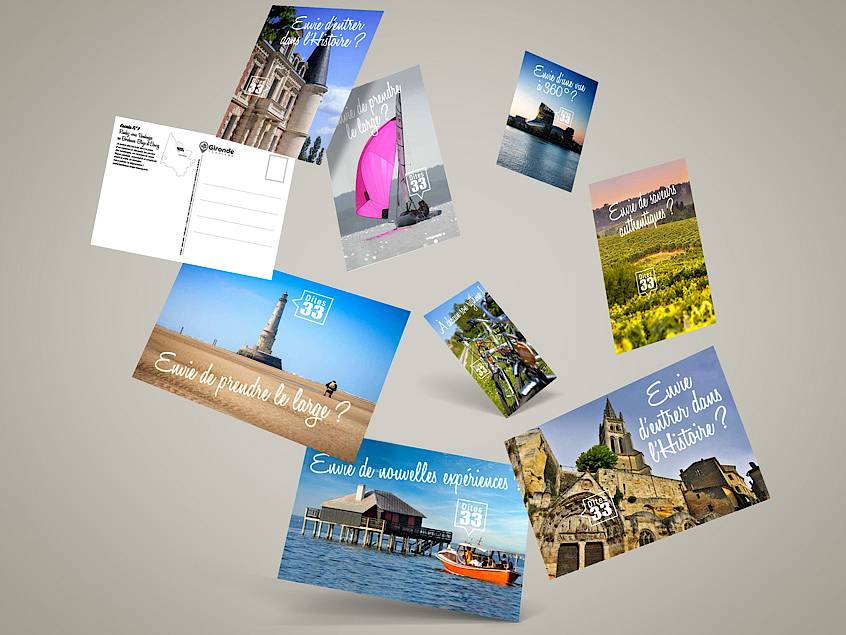 Déclinaison du concept créatif «  Dites 33 » sur 33 cartes postales représentant les atouts de la Gironde. 
Création du concept, mise en page du recto - verso, retouche photo et suivi de fabrication.